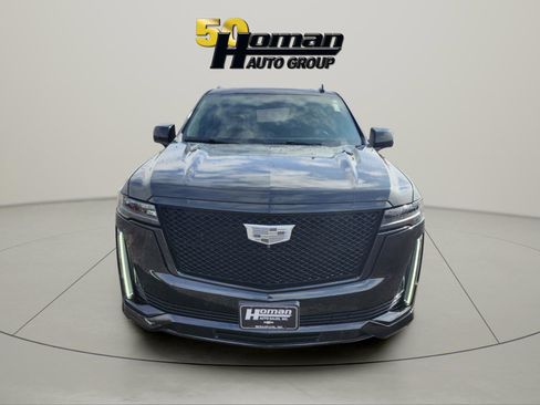 Used 2021 Cadillac Escalade Sport w/ Driver Assist Tech Package AWD/4WD image 8