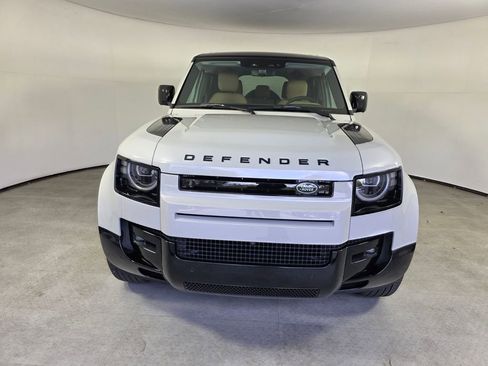 Used 2026 Land Rover Defender 110 X-Dynamic SE AWD/4WD image 2