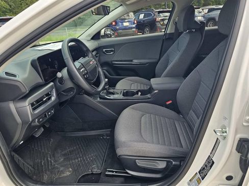 Used 2025 Kia K4 EX FWD image 21