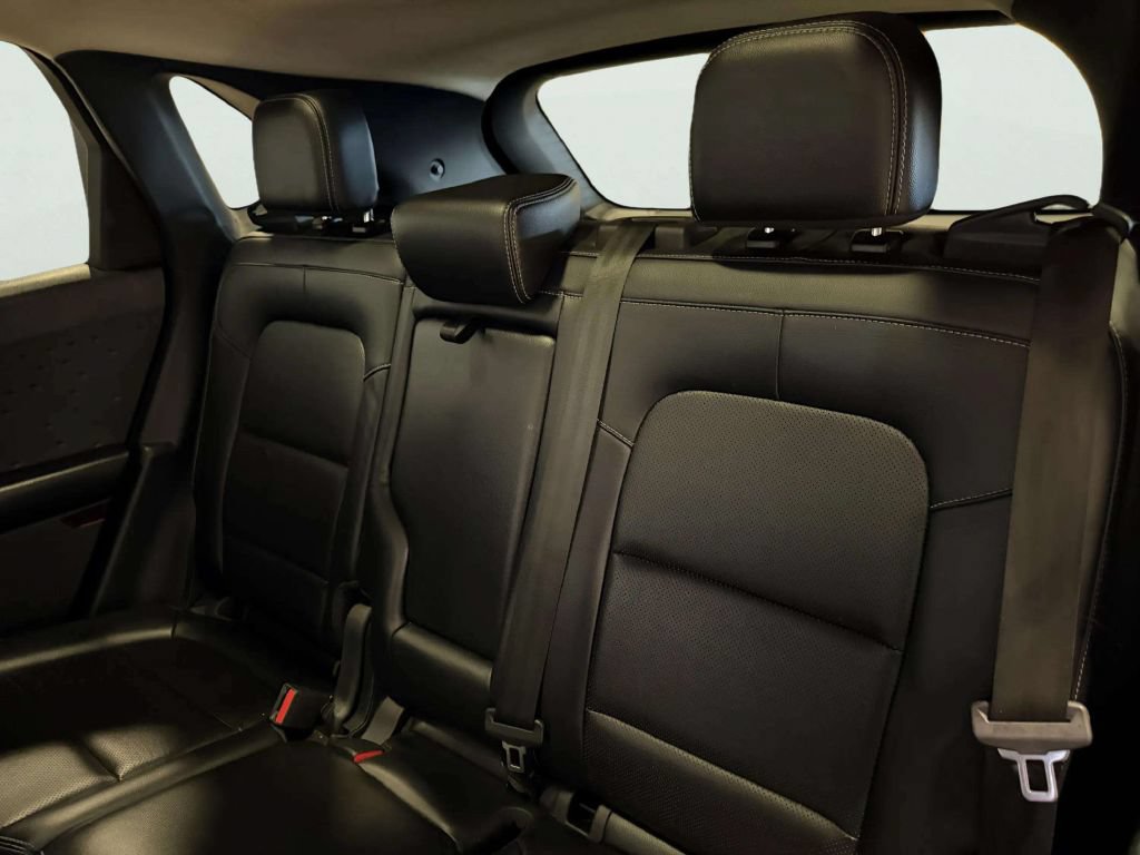 Used 2020 Ford Escape SEL FWD image 19