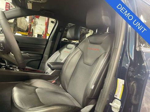 New 2026 Jeep Compass Trailhawk AWD/4WD image 11