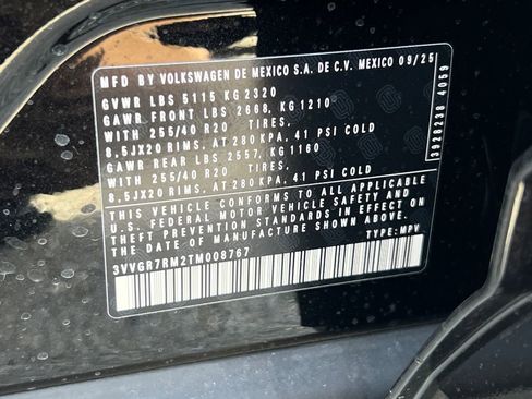 New 2026 Volkswagen Tiguan SE R-Line image 31