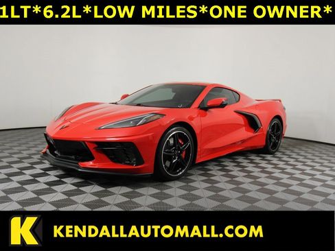 Used 2021 Chevrolet Corvette Stingray Coupe w/ Z51 Performance Package image 1