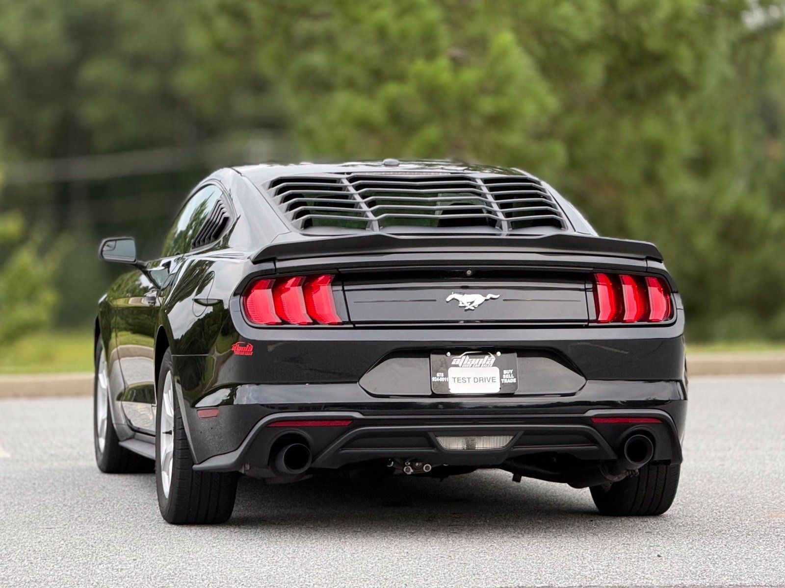 Used 2019 Ford Mustang Coupe RWD image 5