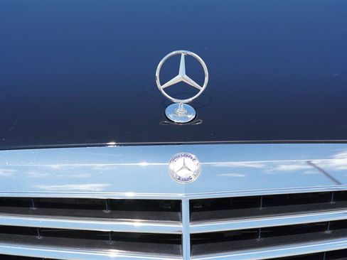 Used 2010 Mercedes-Benz S 550 4MATIC image 23