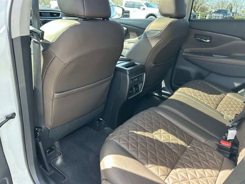 Used 2019 Nissan Murano Platinum image 19