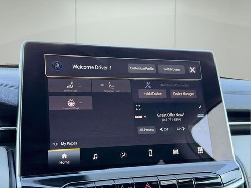 Used 2022 Jeep Compass Limited image 3