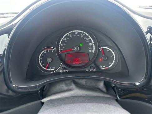 Used 2015 Volkswagen Beetle 1.8T image 12