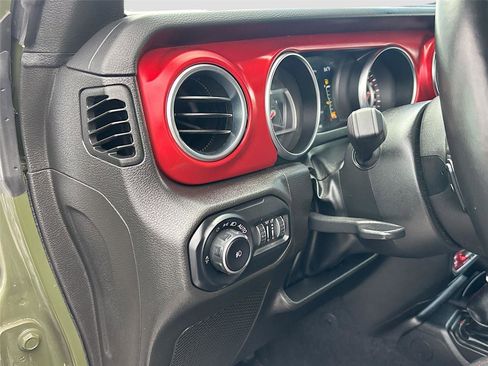 Used 2022 Jeep Wrangler Unlimited Rubicon w/ Steel Bumper Group image 11