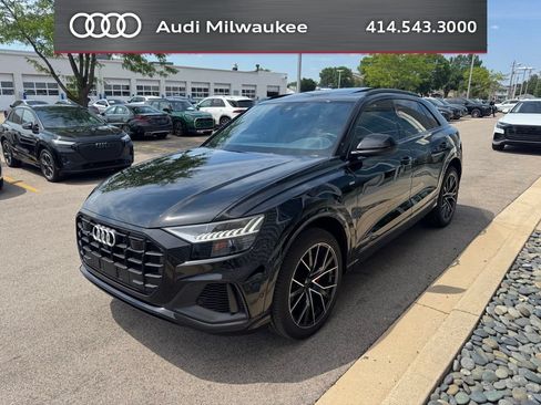 Used 2023 Audi Q8 Premium Plus w/ Premium Plus Package AWD/4WD image 6