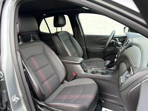 Used 2024 Chevrolet Equinox RS w/ LPO, Floor Liner Package FWD image 12