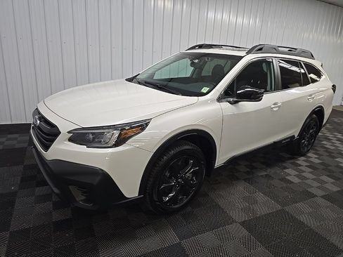 Used 2022 Subaru Outback Onyx Edition XT AWD/4WD image 8