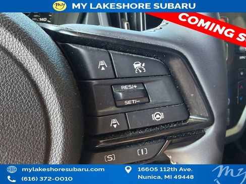 Used 2025 Subaru Forester Premium AWD/4WD image 9