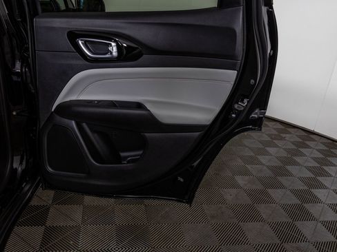 New 2026 Jeep Compass Limited image 32