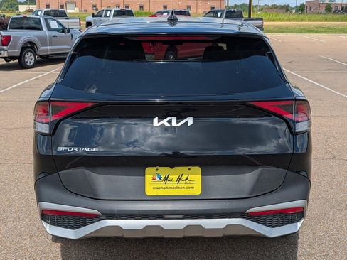 Used 2023 Kia Sportage EX FWD image 4