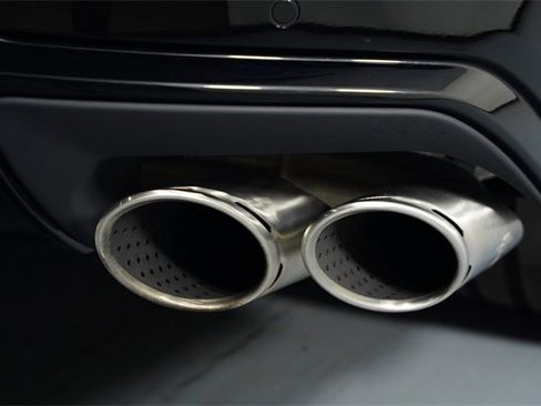 Used 2025 Lamborghini Urus SE image 19