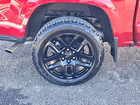 Certified 2025 Chevrolet Colorado Z71 w/ Z71 Convenience Package 2 image 9