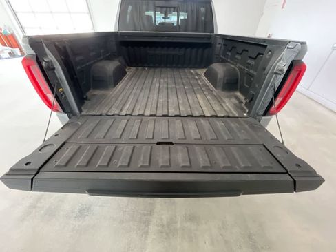 Used 2020 GMC Sierra 1500 Denali w/ Denali Ultimate Package AWD/4WD image 24