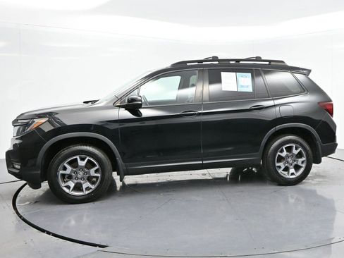 Used 2022 Honda Passport TrailSport image 4
