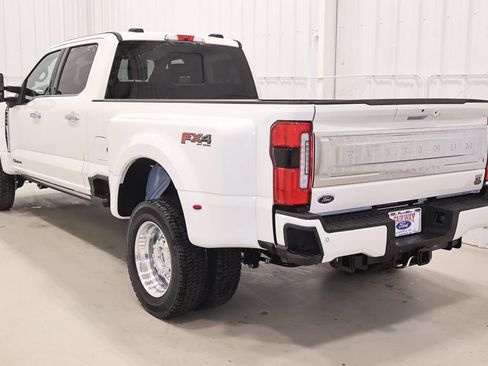 New 2026 Ford F450 Platinum w/ Platinum Plus Package AWD/4WD image 7