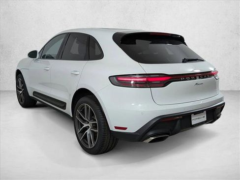 New 2025 Porsche Macan image 3