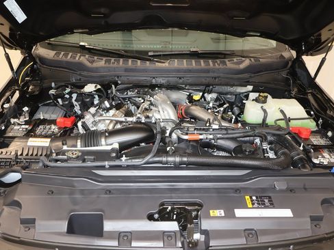 New 2025 Ford F350 Lariat w/ Lariat Ultimate Package image 32