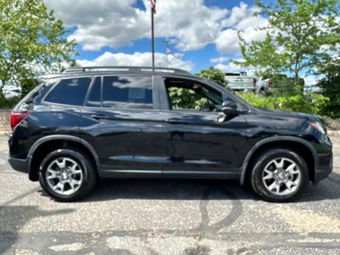 Used 2023 Honda Passport TrailSport image 17