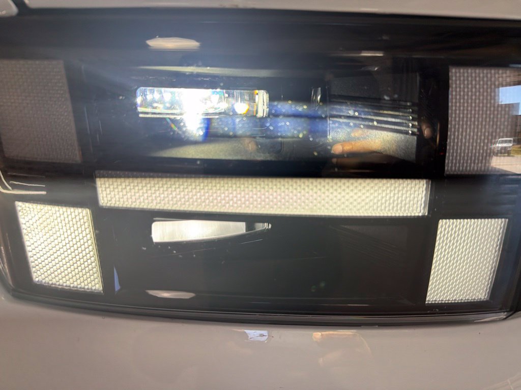Certified 2025 Hyundai Santa Fe SEL FWD image 10