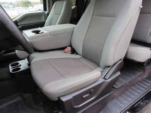 Used 2019 Ford F150 XL w/ XL Power Equipment Group image 17