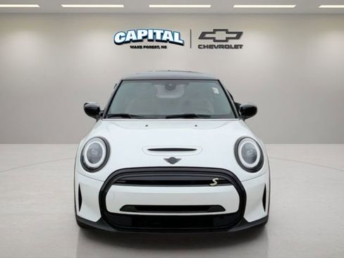 Used 2024 MINI Cooper SE w/ Signature Upholstery Package image 8