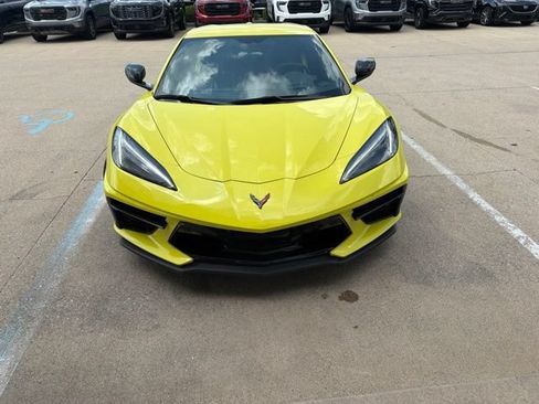 Used 2023 Chevrolet Corvette Stingray Preferred Conv w/ Z51 Performance Package RWD image 2