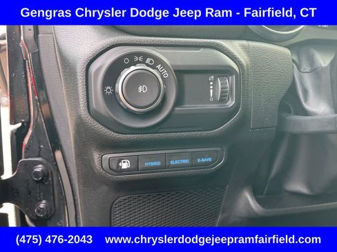Used 2023 Jeep Wrangler Unlimited Sahara w/ Cold Weather Group AWD/4WD image 46