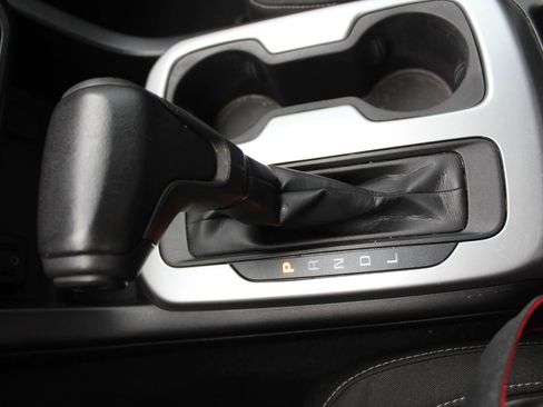 Used 2021 Chevrolet Colorado LT w/ Safety Package image 21