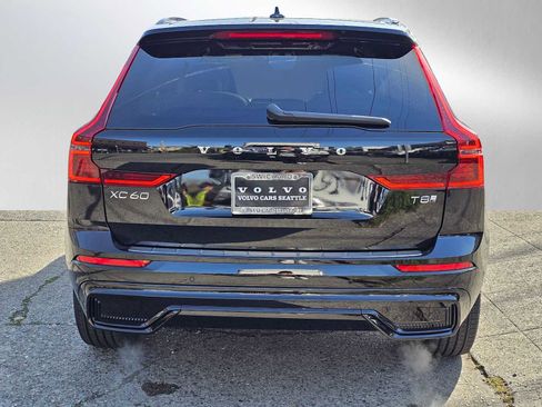 New 2026 Volvo XC60 T8 Plus w/ Protection Package Premier AWD/4WD image 4