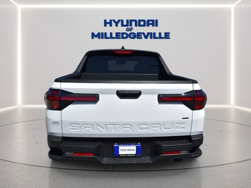 New 2025 Hyundai Santa Cruz SE AWD/4WD image 4