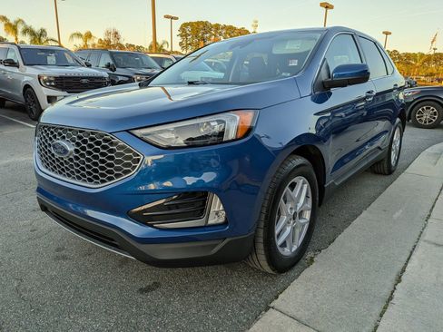 Certified 2023 Ford Edge SEL w/ Convenience Package image 8