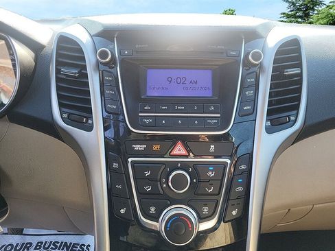 Used 2014 Hyundai Elantra GT image 13