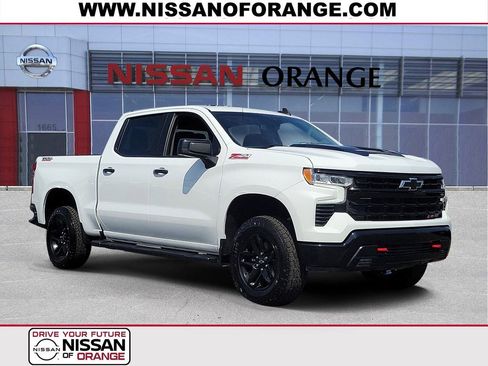 Used 2024 Chevrolet Silverado 1500 LT Trail Boss w/ Protection Package AWD/4WD image 1