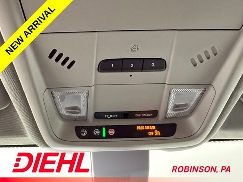 Used 2021 Chevrolet Equinox LT image 33