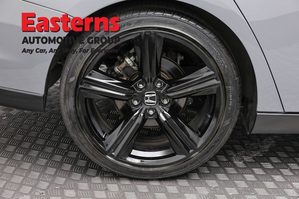 Used 2023 Honda Accord Sport image 29