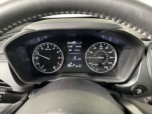 Used 2025 Subaru Forester Premium image 3