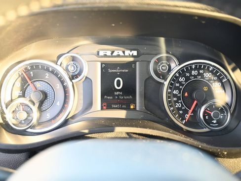 Used 2020 RAM 2500 Big Horn w/ Level 1 Equipment Group image 22