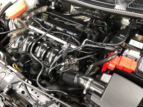 Used 2015 Ford Fiesta SE image 34