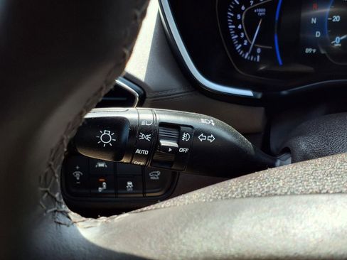 Used 2020 Hyundai Santa Fe SEL w/ Convenience Package image 18