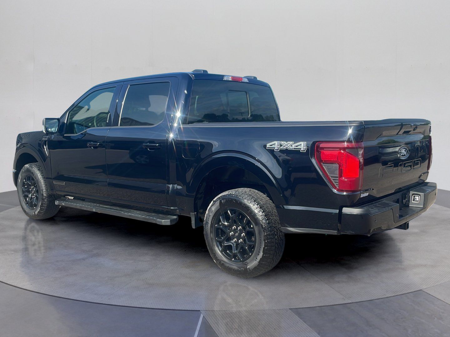 Used 2024 Ford F150 XLT w/ Equipment Group 302A MID AWD/4WD image 4