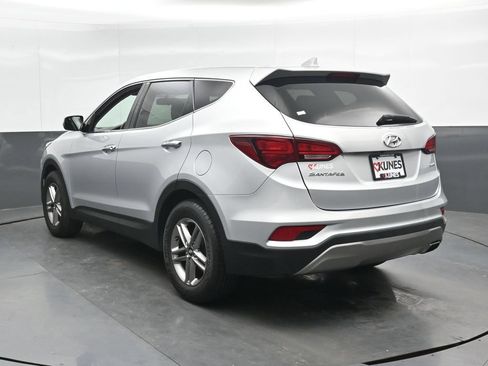 Used 2017 Hyundai Santa Fe Sport FWD image 10