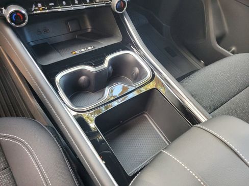 New 2026 Chevrolet Traverse LT w/ LPO, Floor Liner Package image 30