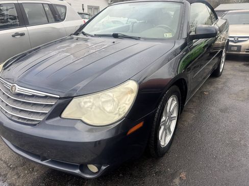 Used 2008 Chrysler Sebring Touring w/ Special Touring Group FWD image 4