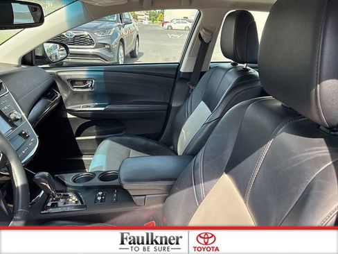 Used 2016 Toyota Avalon FWD image 27