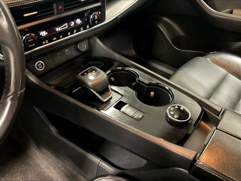 Certified 2023 Nissan Rogue SV w/ SV Premium B Package image 21